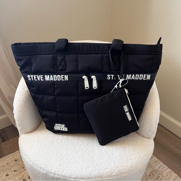 NWT Steve Madden Black Nylon Quilted Tote with Detachable Pouch - Picture 2 of 6